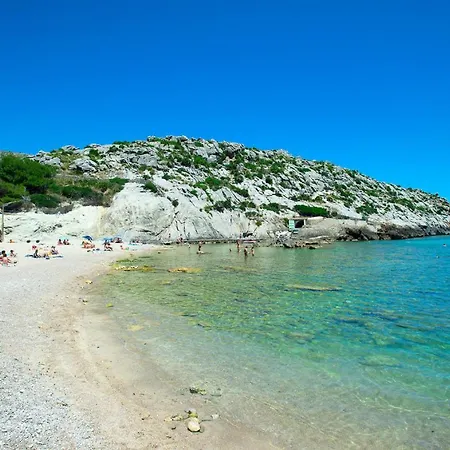 Owl Far - 15 Min Walk To The