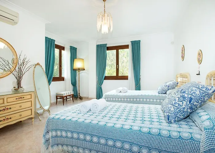 Owl Far - 15 Min Walk To The *